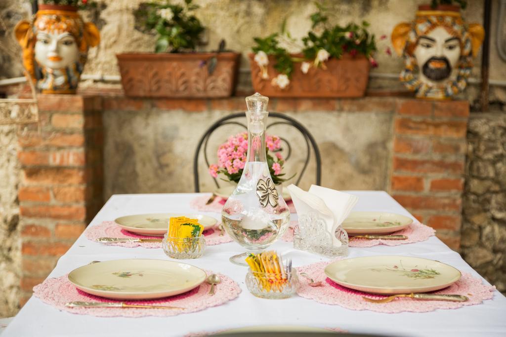 Villa Giannina B&B Таормина Екстериор снимка